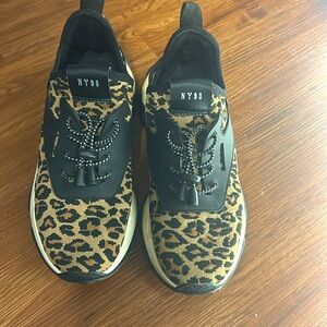 Cheetah print Steve Madden tennis shoes size 6